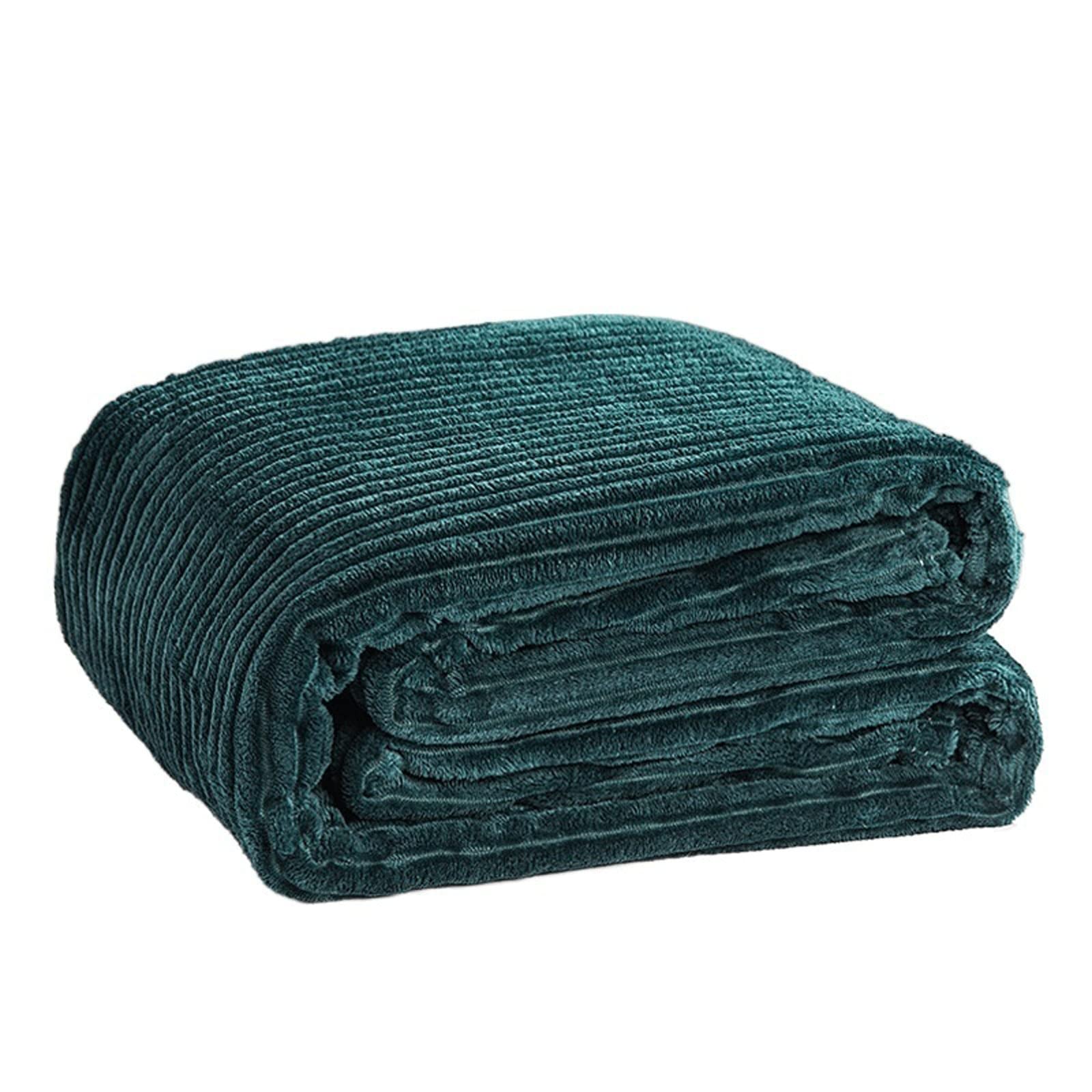 Plaid polaire vert chaud pour ne plus avoir froid au lit 100x120 cm