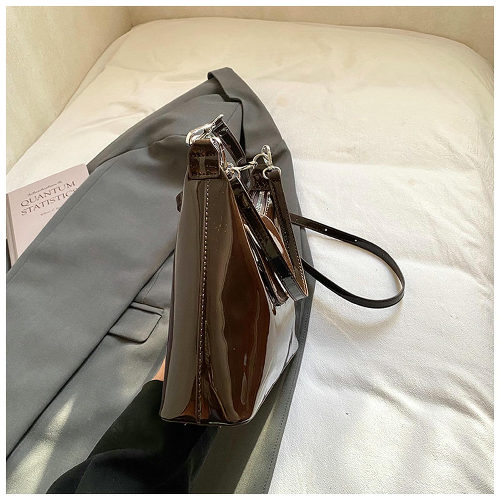 Damentaschen Damen Lackleder Eimer Tasche, Eine Modische Und Trendige Schulter- Crossbody Tasche -白色