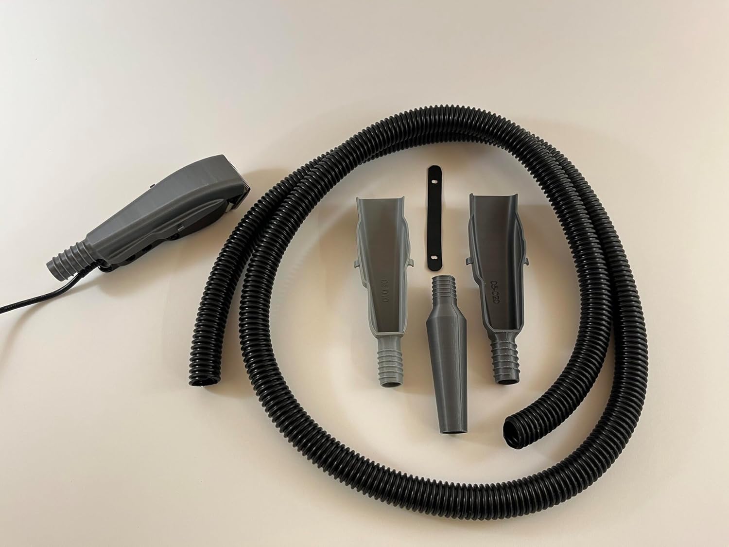 Full Earth's Vacuum Attachment Kit for Professional Size Wahl Clippers... Does NOT Work for All