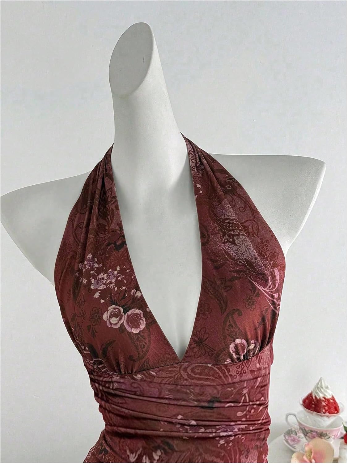 Verdusa Women's Vintage Floral Backless Halter Dress Party Club A Line Ruffle Short Dresses - Image 2