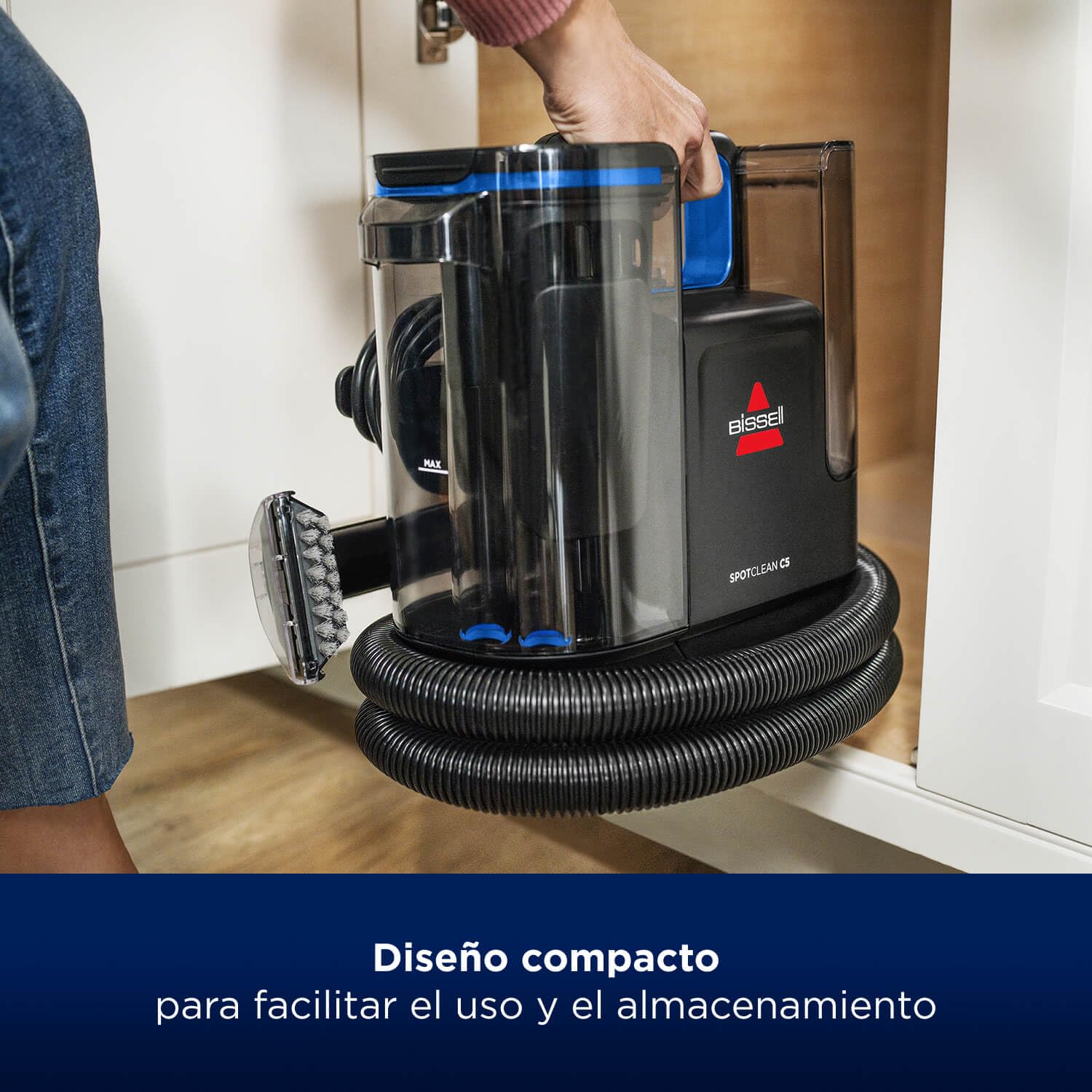 BISSELL Set de SpotClean C5 + Solución de Limpieza Spot & Stain Pro Oxy 1L | Limpiador de Manchas & Suelos | Para Alfombras, Muebles Tapizados, Interiores de Vehículos y Más | 3861N + 20383