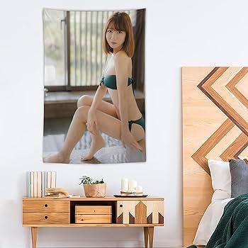 AKB48 柏木由紀　サイン入りタペストリー Amazon.co.jp: AKB48柏木由紀タペストリー (53) タペストリー