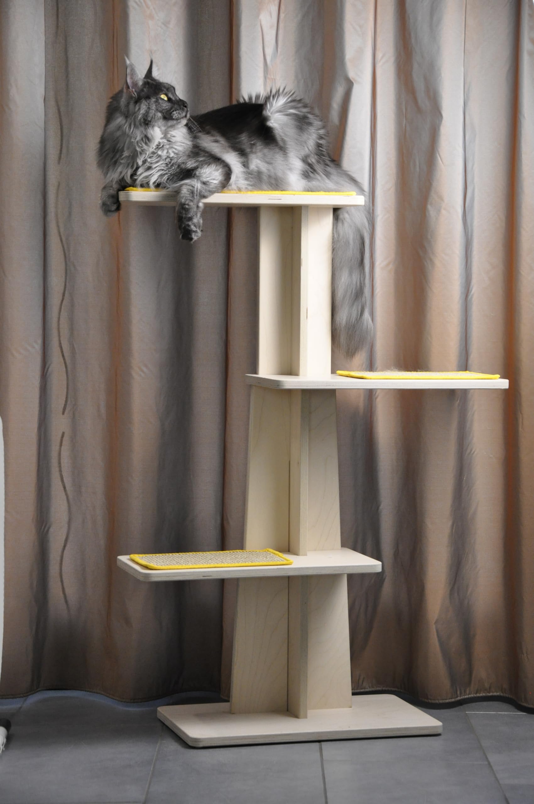 Tiragraffi Lino in Legno per Gatti, Torre Tiragraffi con Tappetini in Sisal Naturale, Torre Verticale per Affilatura Unghie Gatti