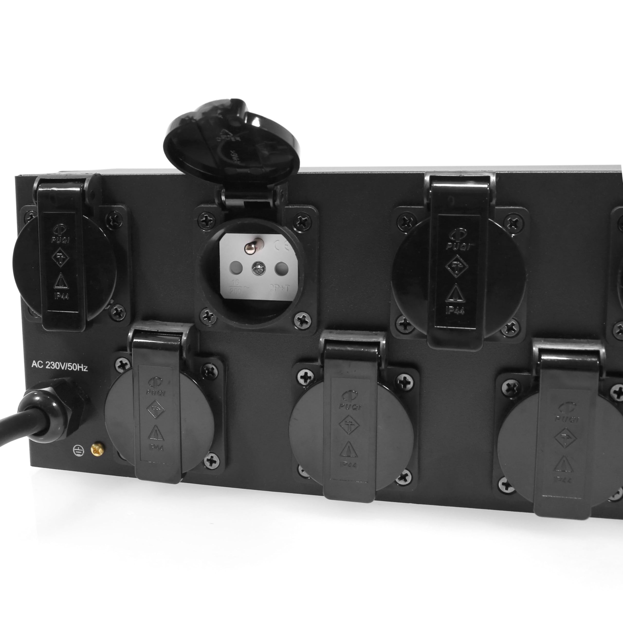 Boitier répartiteur 10 canaux Dispatch-10W Plugger. 10 Sorties 220V, avec 10 interrupteurs indépendants, 10 Boutons Flash, Protection par fusible. Format Rack 19".