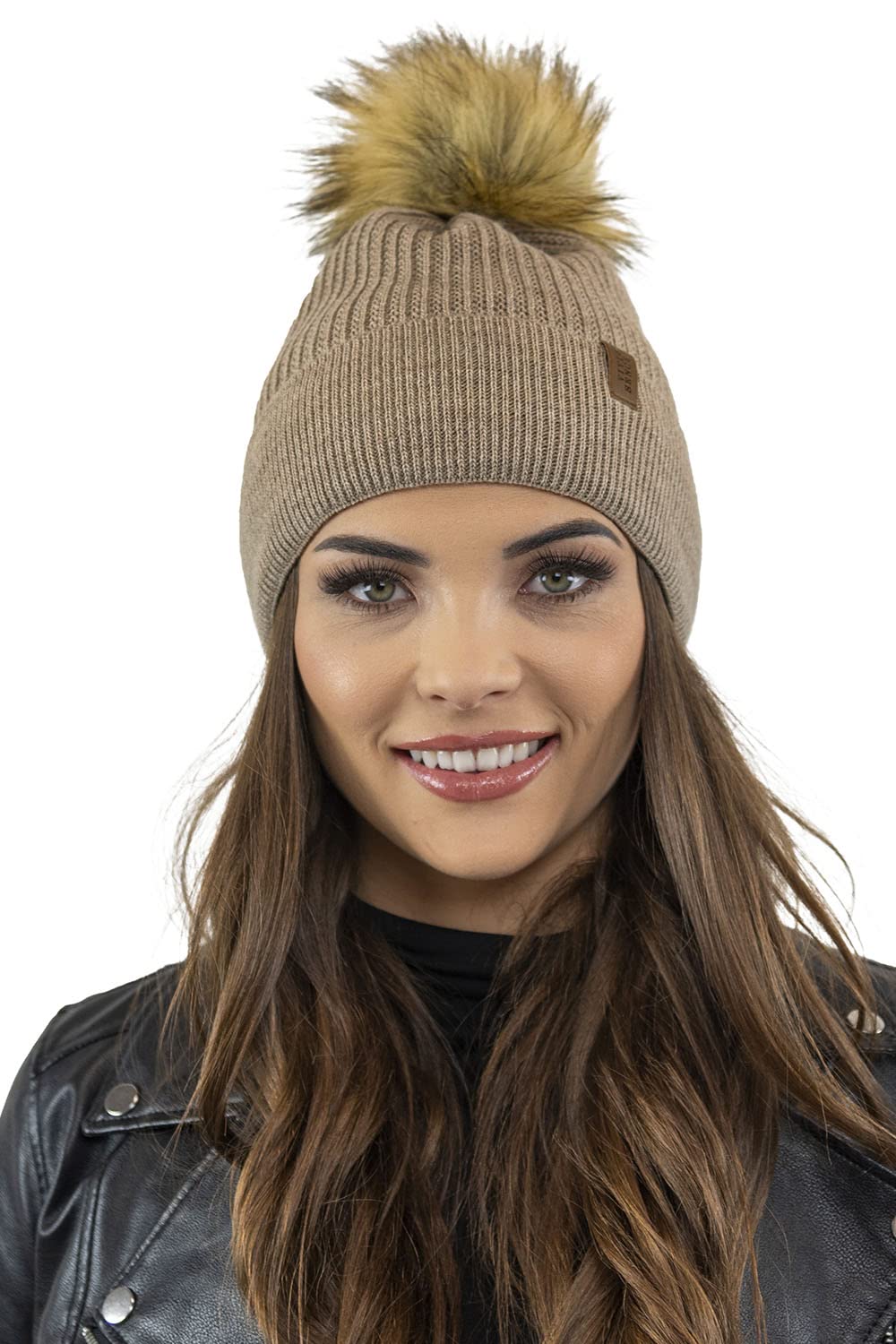 VIVISENCE Bonnet pour Femme Automne Et Hiver Classique Et Élégant avec Pompon en Fausse Fourrure Doux Antistatique Parfait pour Les Jours Froids Et comme Cadeau 7042