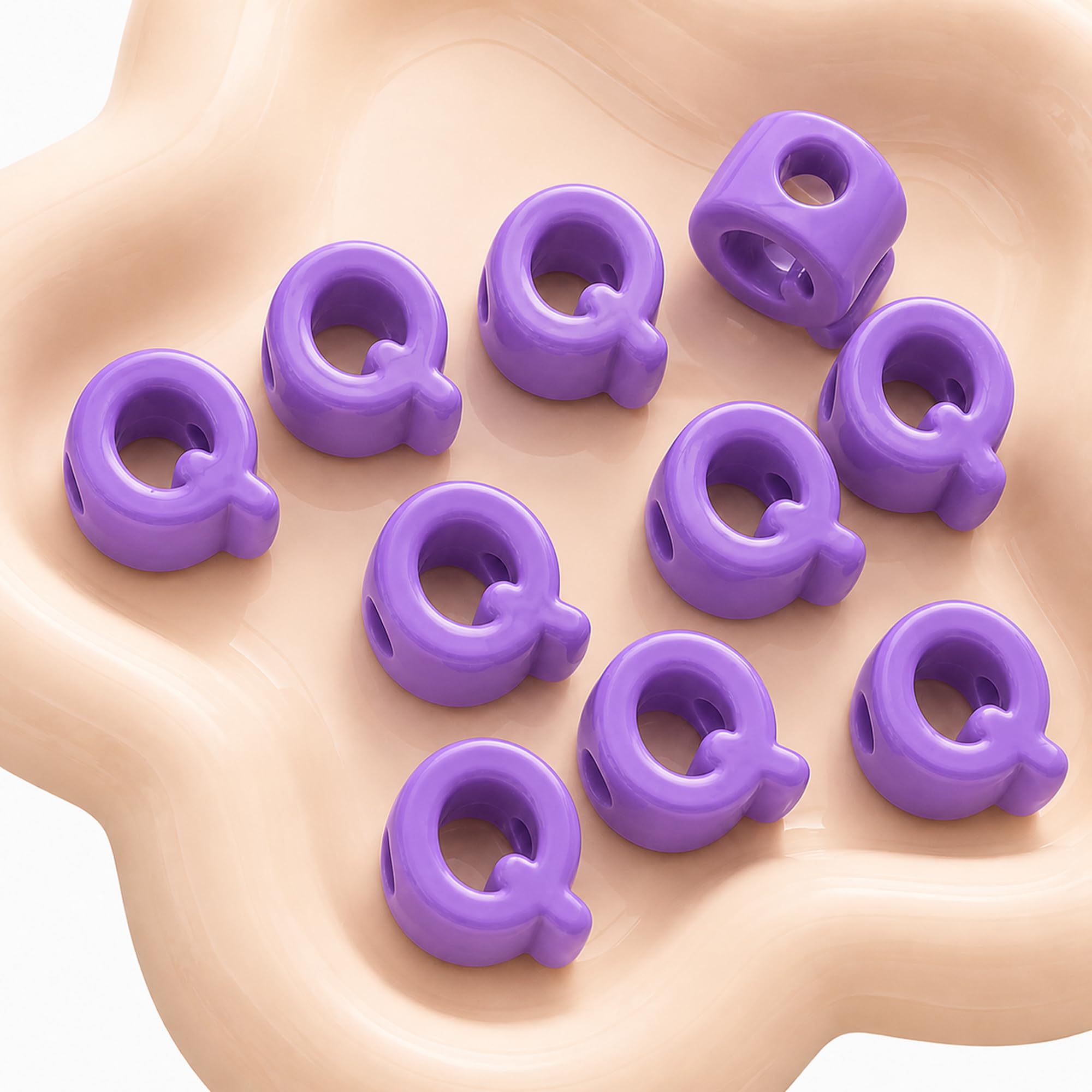 Letter Beads, 10pcs Alphabet Beads, Large Acrylic Letter Beads with 6mm Holes for Bracelet Making, Jewellery, Keyrings and Craft Projects (Purple, Letter Q)