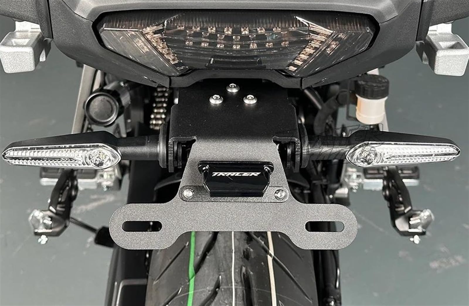 Staffa Portatarga Moto CNC Con Luce - Eliminatore Parafango Per Mt07 S1000rr M 675256