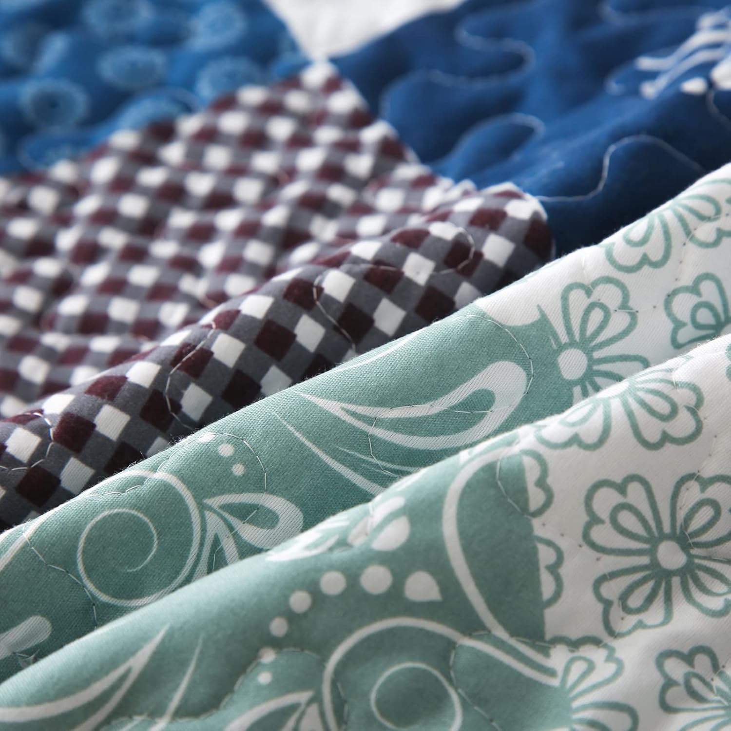 Dinjoy Reversible Patchwork Quilt Bedding Set King Size Blue Green Grey Plaid Floral Pattern Bedspread Set Soft Microfiber Coverlets Bed Set 3 Pieces Fall Autumn All Season Use - Image 4