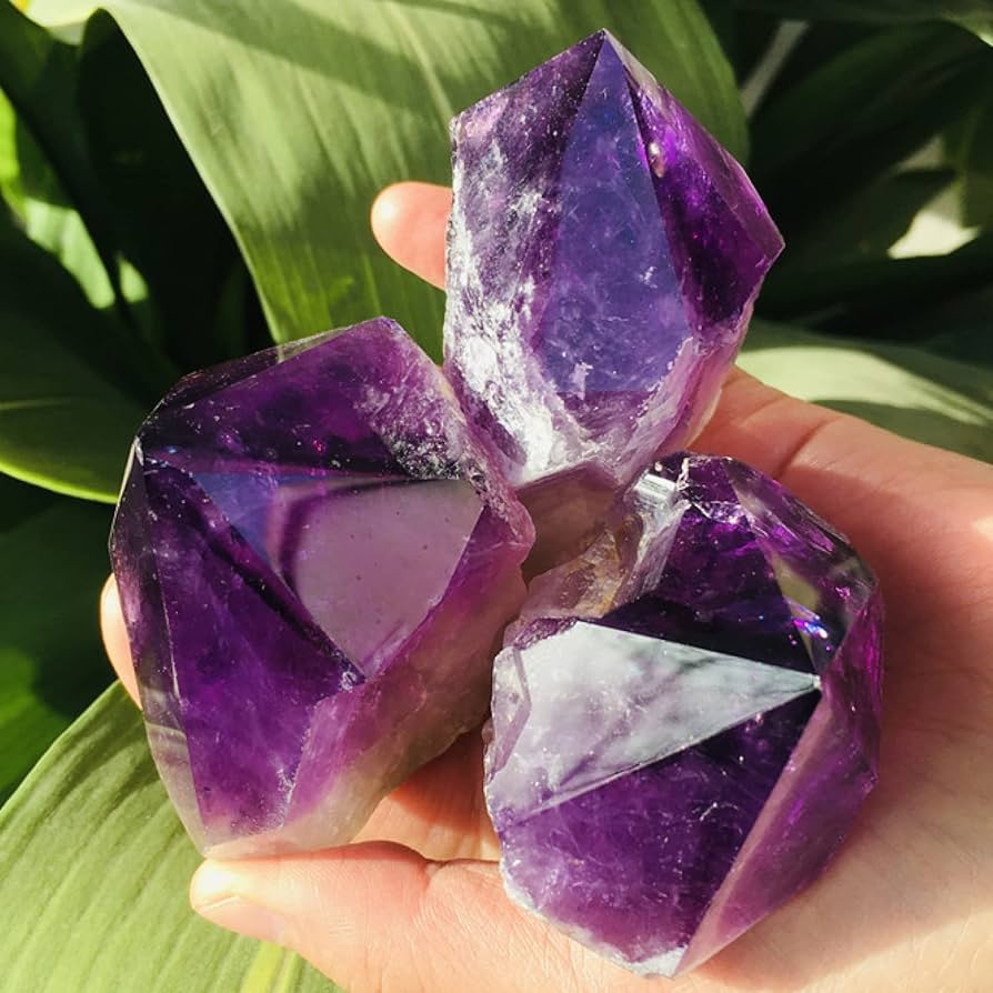 【アメジスト】アメシスト 天然 原石 水晶 インテリア オブジェ アート 楽天市場】天然石 アメジスト ドーム クラスター パワーストーン
