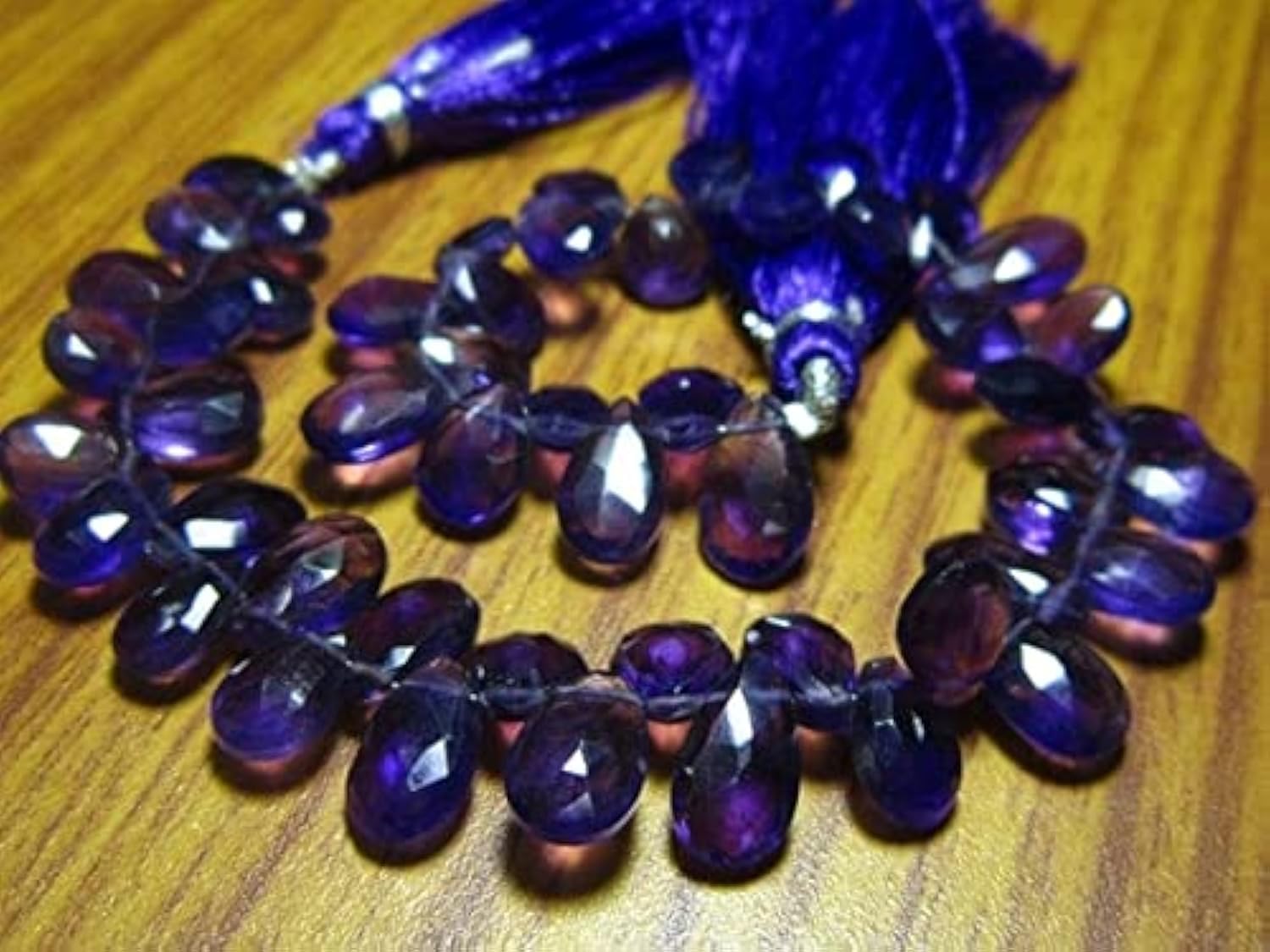 Améthyste africaine facettée LKBEADS en poire briolette pour création de bijoux uniques