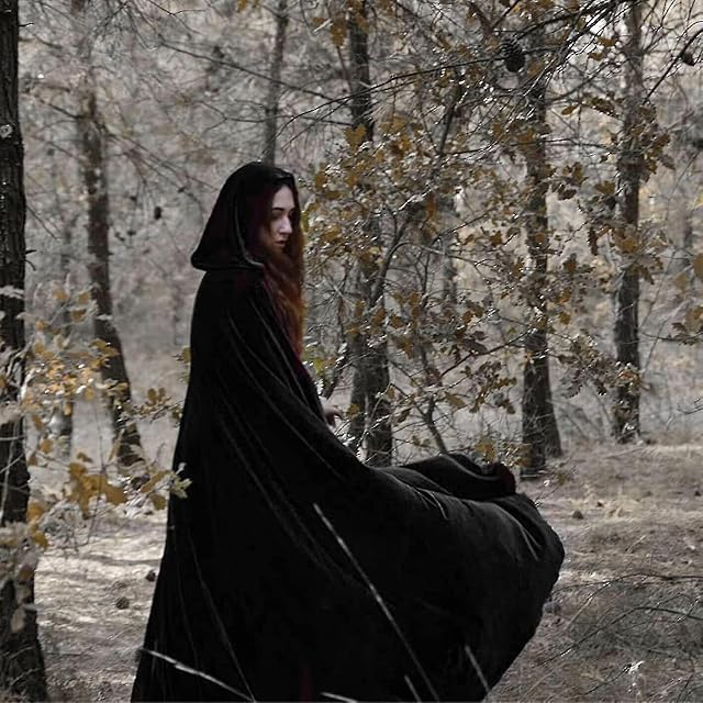 Foto 7 de 7 de AirSuit® Capa Grande de Terciopelo Negro para Disfraz de Vampiro
