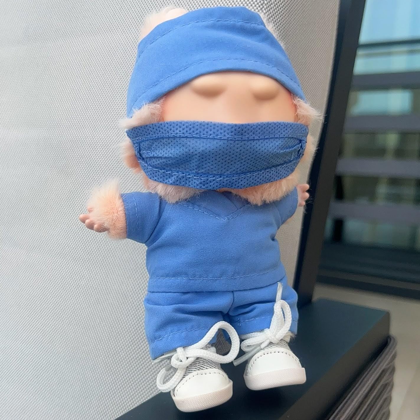 Nurse Scrubs Outfit Clothes for Labubu Doll - Cute 5-piece Medical Nursing Dentist Uniform Set Healthcare Scrubs Costume for Labubu 17cm - Includes Cap, Mask, Scrubs Top and Bottom, Shoes Easy to Fit