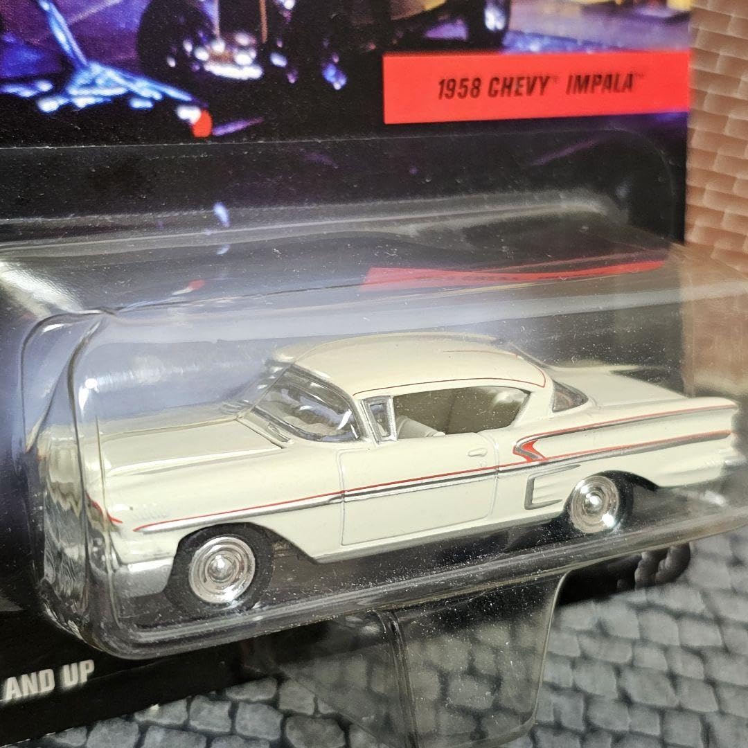 ジョニーライトニング　アメリカングラフィティ　3台セット！　1/64 Amazon.co.jp: ジョニーライトニング アメリカングラフィティ 3