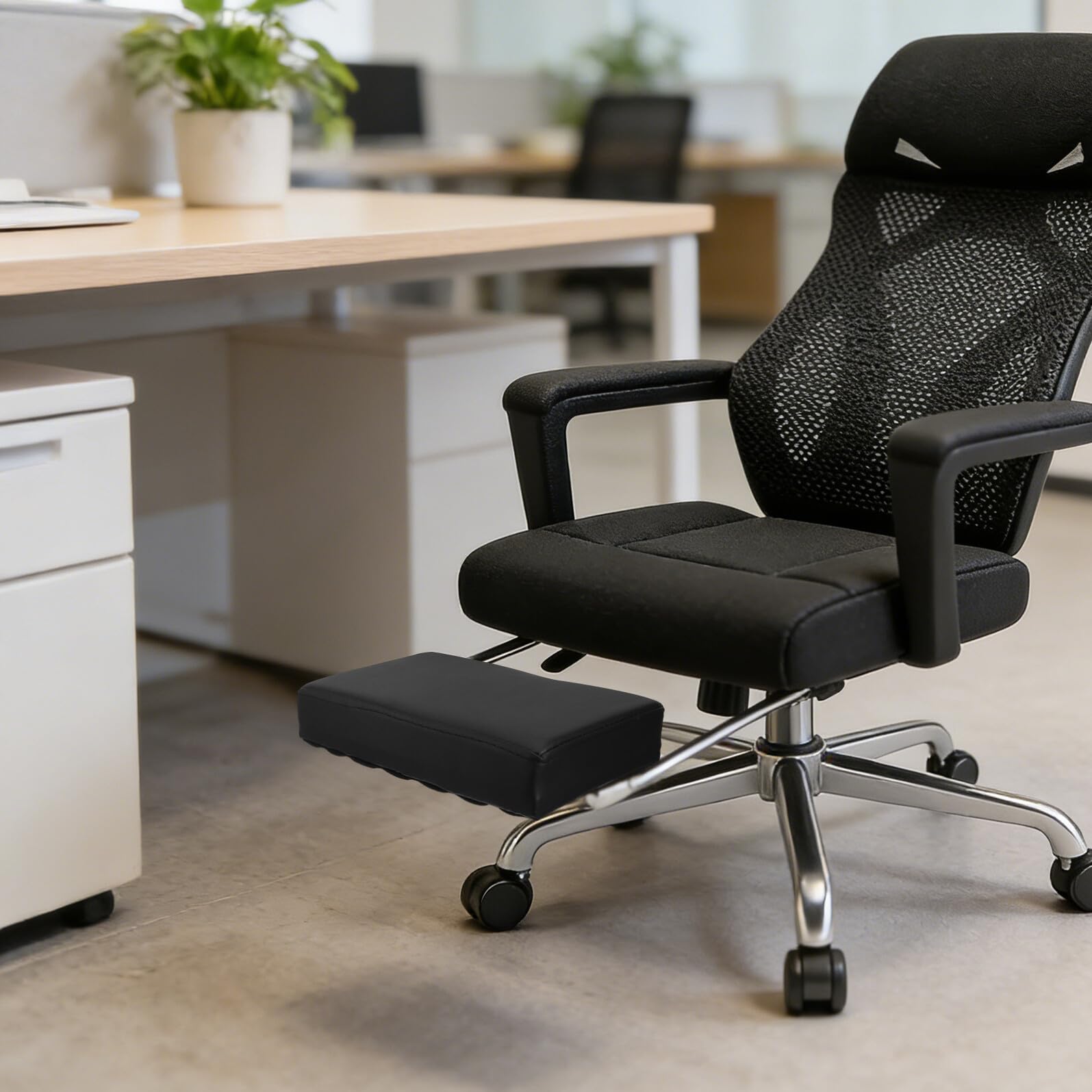 Ergonomiczny Podnóżek Do Leżaka z Piankową Wkładką Miękka Poduszka Podnóżek Do Biura Czarny Wygodny i Trwały