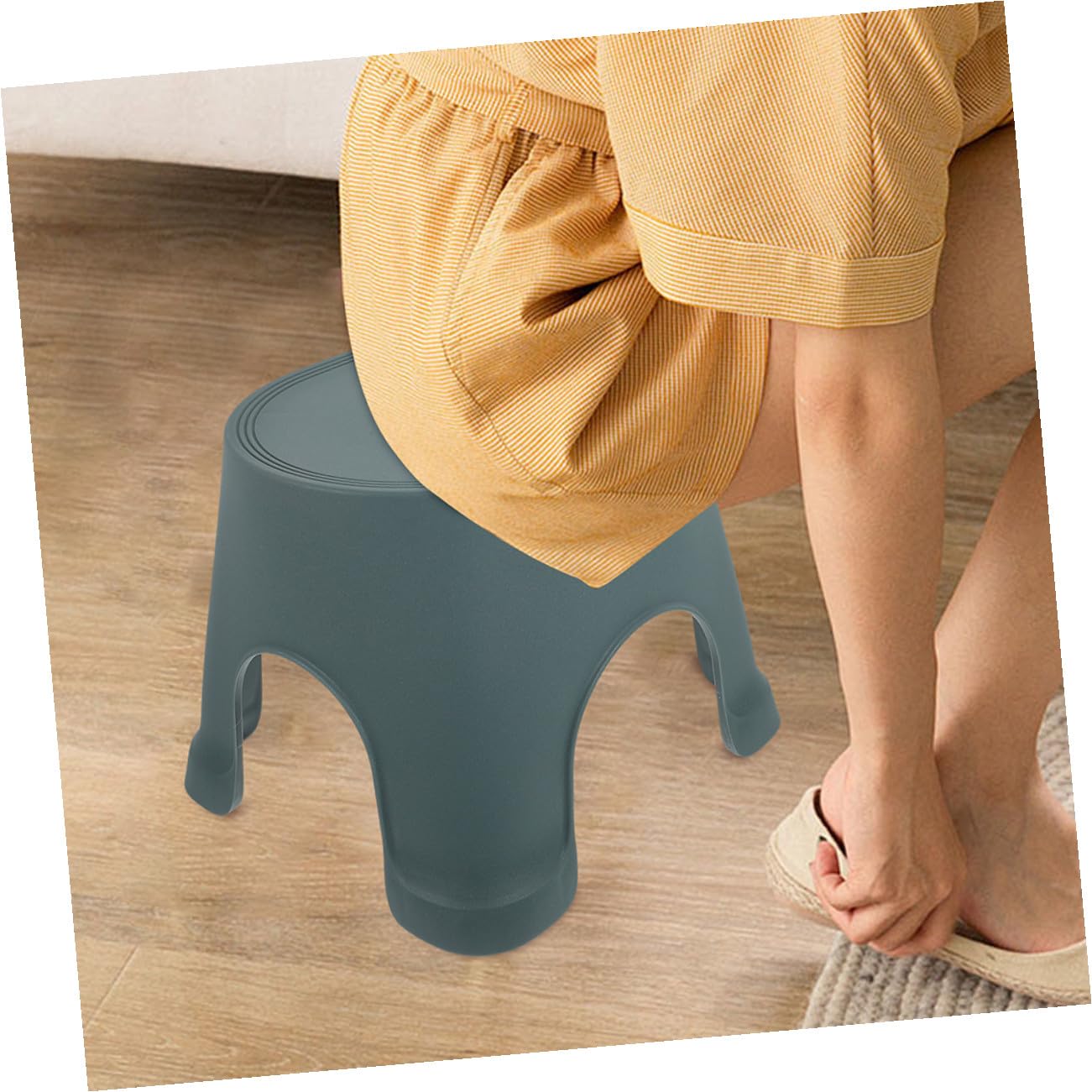 ERINGOGO Rutschfester Kunststoff Badhocker Großer Tritthocker für Badezimmer und Wohnzimmer Vielseitig Einsetzbar Sicherer Toilettenhocker mit Stabilem Leichtem Design in Laufgrün