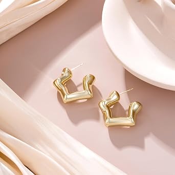Xuping 厚手オープンフープイヤリング 女性用 14kゴールドメッキイヤリング ハギーイヤリング スタッド チャンキーオープンイヤリング 軽量 低刺激性 ジュエリー, 銅, 宝石なし