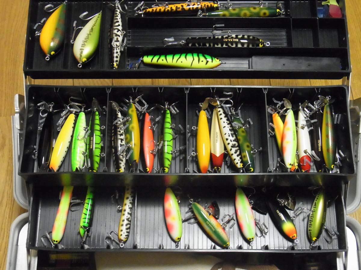 ザウルスルアー2個セット ディスカウント バルサ50ルアー2個セット