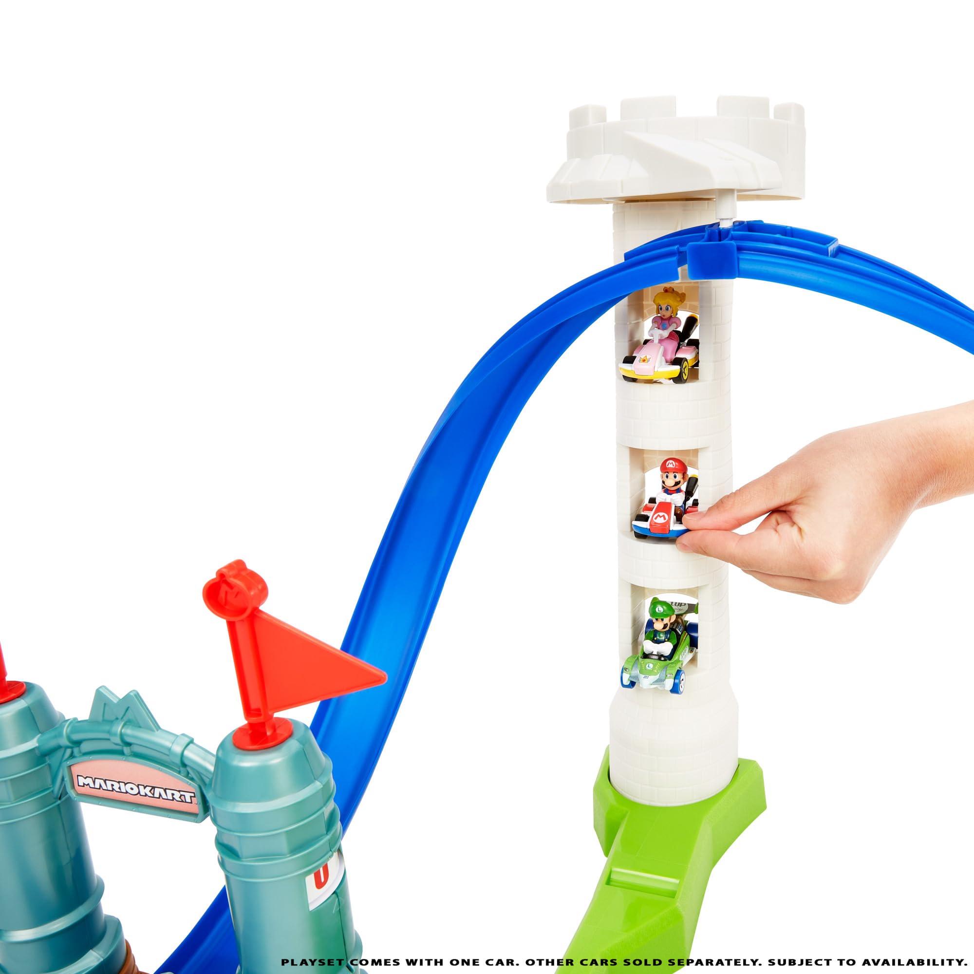 Hot Wheels Mario Kart - Sfida in Circuito, pista ispirata al videogioco con Kart di Mario incluso, lanciatore per farlo sfrecciare tra curve e ostacoli e torre per il parcheggio, HGK59
