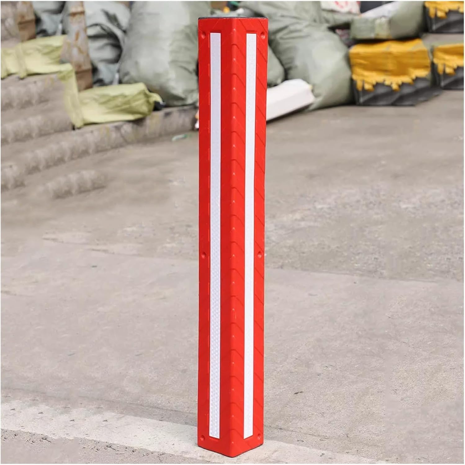 MYUYEE Garage Wall Protector,Wall Corner Protector, Parking Garages Rubber Corner Guards L-Shape Reflective Warehouse Corner Guard Garage (Rosso 5Pcs)
