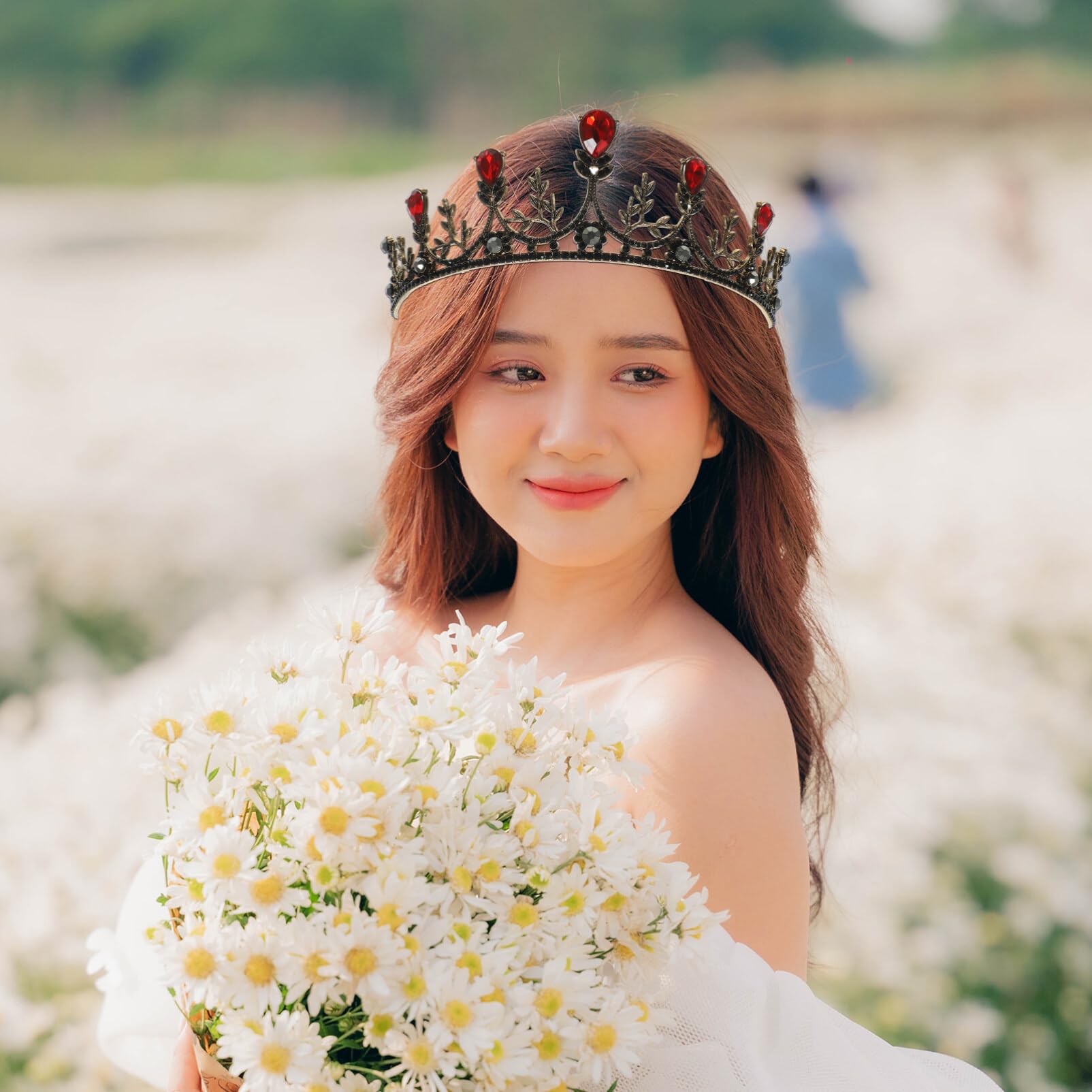 ? Rhinestone Crown Headband Wedding Party Bridal Tiara Amazon.com: Beaupretty Retro Rhinestone Crown Hairband  main image 4