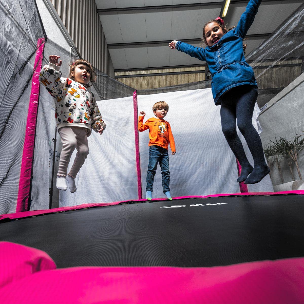 Cama Elástica Infantil ATAA 250 cm con Red de Seguridad, Trampolín para Jardín, Estructura Galvanizada, Capacidad 150 kg, Rosa