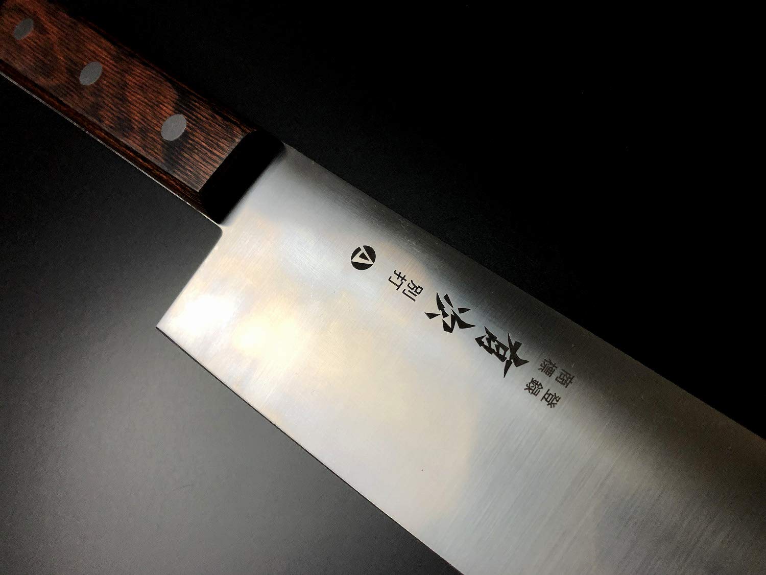 築地有次　牛刀8寸　AUS-10 有次 包丁 牛刀 A和式 270mm 日本製 AUS-10鋼 Aritsugu 朴の木柄