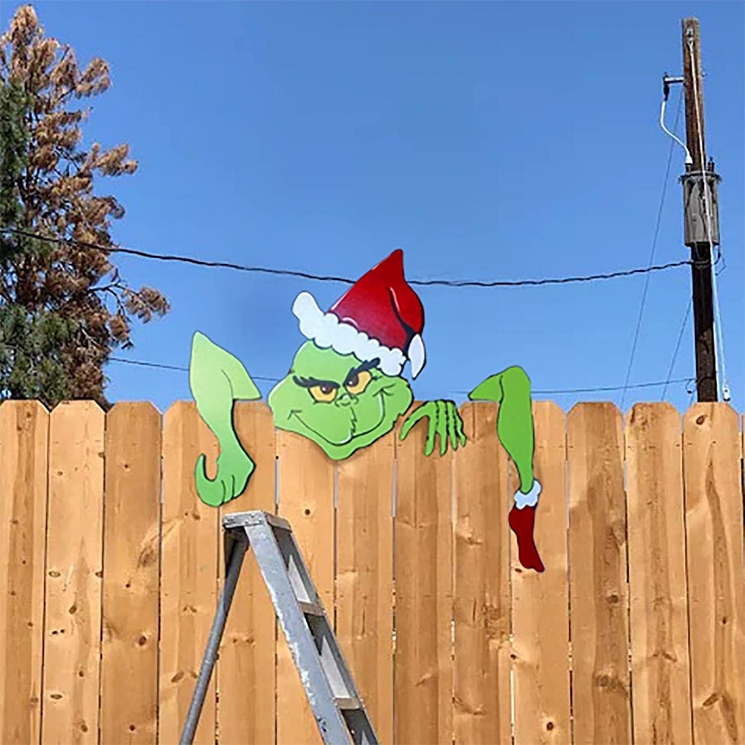 Christmas outdoor decoration fence peeping peeking garden courtyard art decorations Christmas garden Christmas holiday decoration, winter Christmas courtyard wall art sign Gif