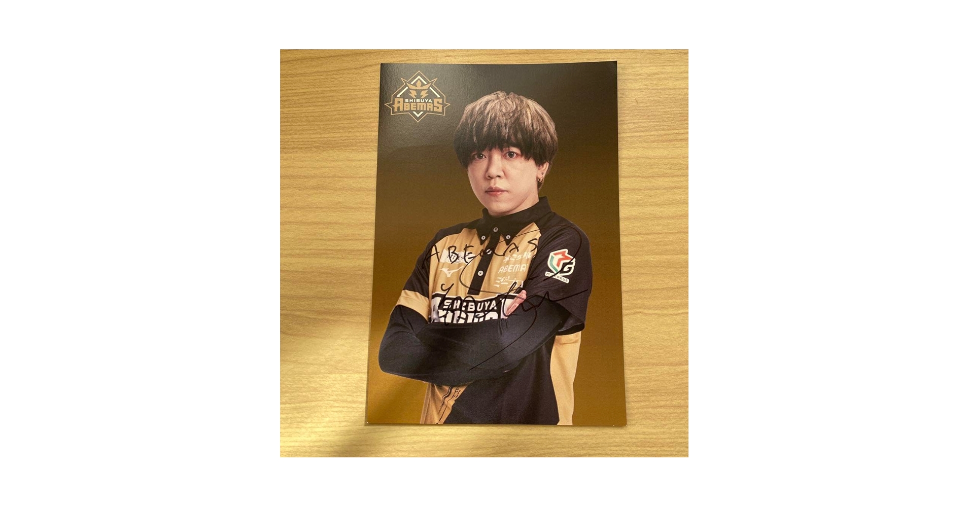 ミス❤パーフェクトや多井さん、白鳥くん、合計４人の直筆サイン入りです。珍しいです 直筆サイン入り Tシャツ Mリーグ 渋谷ABEMAS 白鳥翔 - メルカリ