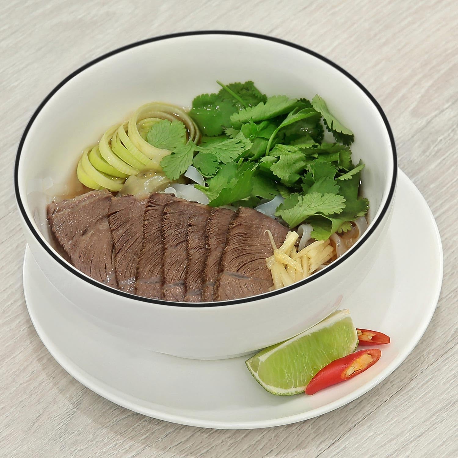 40 oz Soup Bowls, Pho Bowls Set of 4, 7 Inch Rimmed Off White Ceramic Bowls