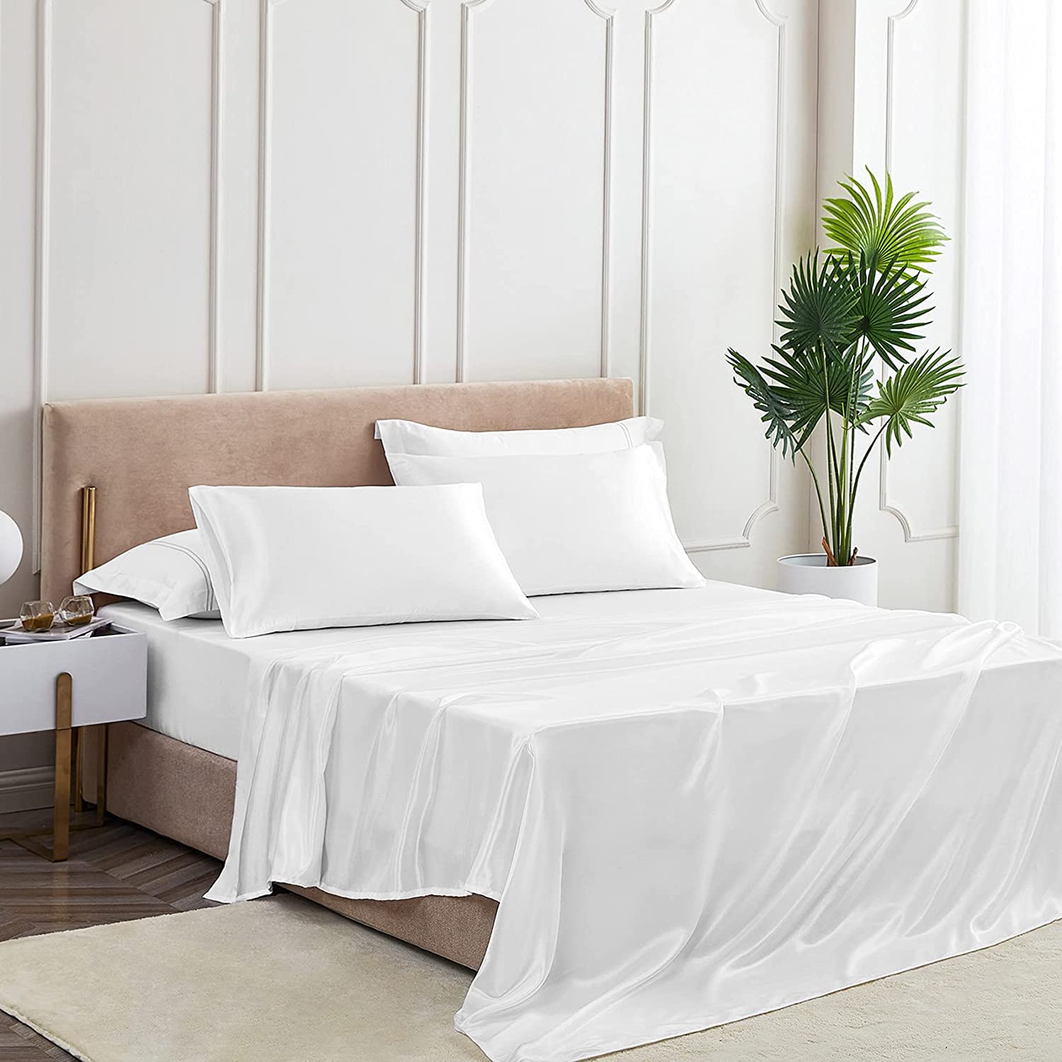 T Tersely 4 Piece Satin Sheets Queen Size Black Satin Bed Sheet Set,Deep Pocket Silky Satin Sheet Set with 1 Fitted Sheet, 1 Flat Sheet and 2 Pillow Cases- Wrinkle, Fade, Stain Resistant (White)