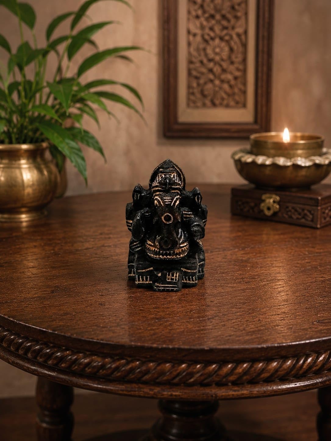 【中古】　IDOL BLACK solid 14ポンド Handcrafted Black Stone Ganesha Idol with Intricate Traditional