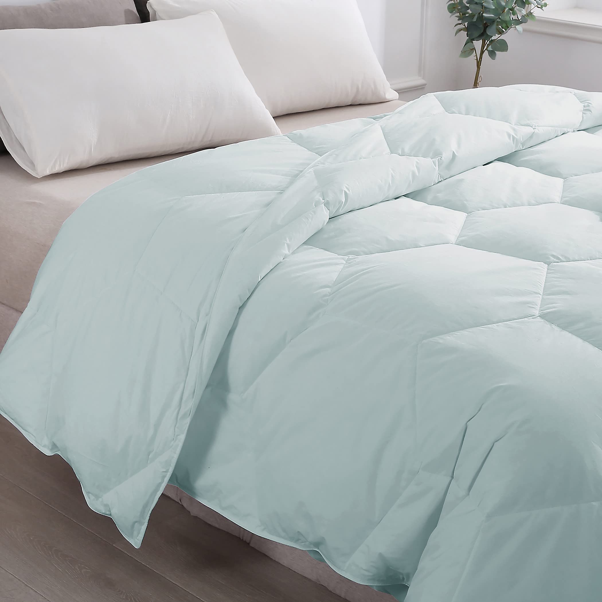 Feather and Loom Honeycomb Stitch Down Alternative All Season Comforter - Soft and Easy Care Microfiber Cover, Hypoallergenic High Loft Fiber Fill, Machine Washable - Color: Dusty Aqua Size: King