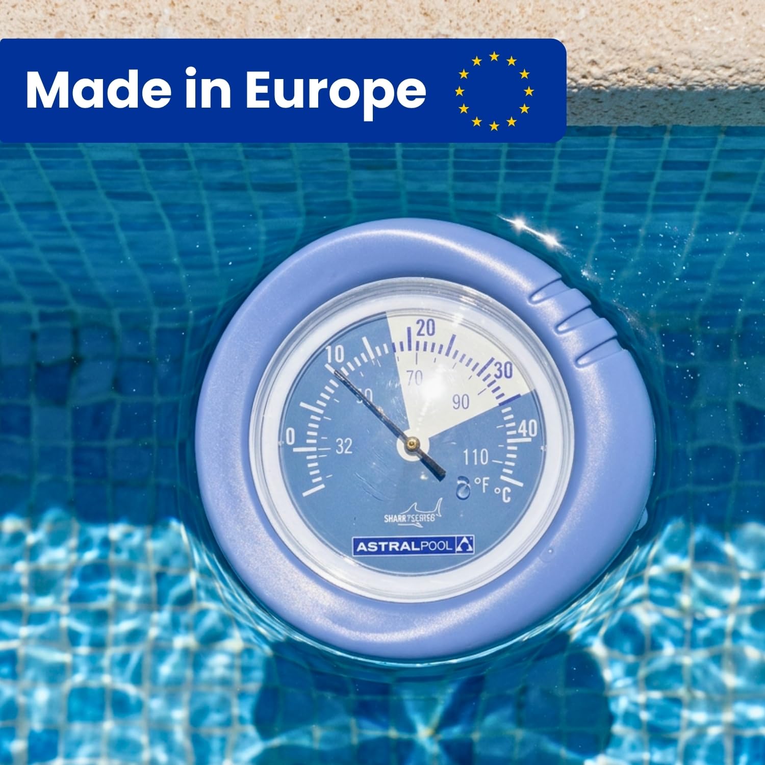 Astral Pool Shark Rundthermometer Analog - Poolthermometer mit °C und °F Skala - Ablesung in ca. 30 cm Wassertiefe - UV-beständiges Poolzubehör Made in Europe