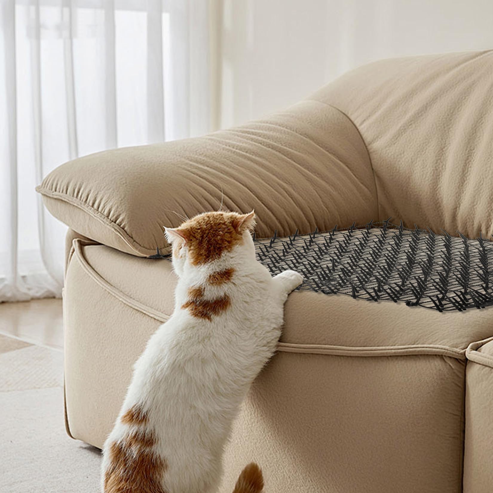 1 Rouleau Tapis Repulsif Chat Interieur Exterieur, 30 x 400 cm Tapis Anti-Chats, Tapis Répulsif Chat à Picots pour Chiens, Chats et Oiseaux, avec 8 piquets de Fixation au Sol