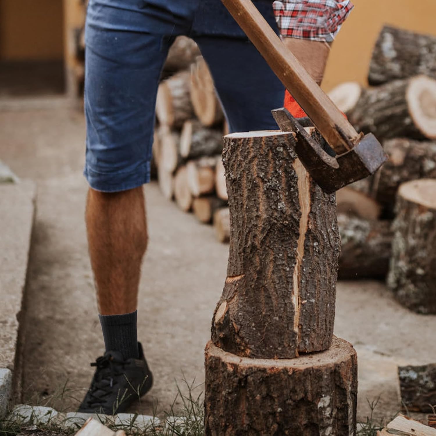 YUEDGE Mens Socks Moisture Wicking Training Athletic Cushioned Crew Socks Anti-Odor Work Socks For Men, 5 Pairs - Image 9