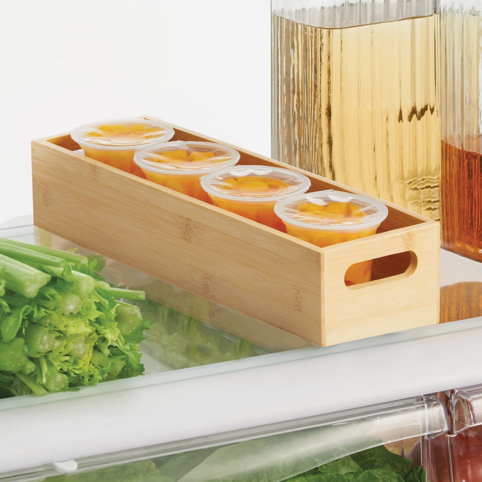 mDesign Juego de 2 cajas de almacenamiento con asas, práctica caja de madera para almacenamiento de alimentos, especias, nueces o botellas, bandeja de bambú abierta para cocina, color bambú