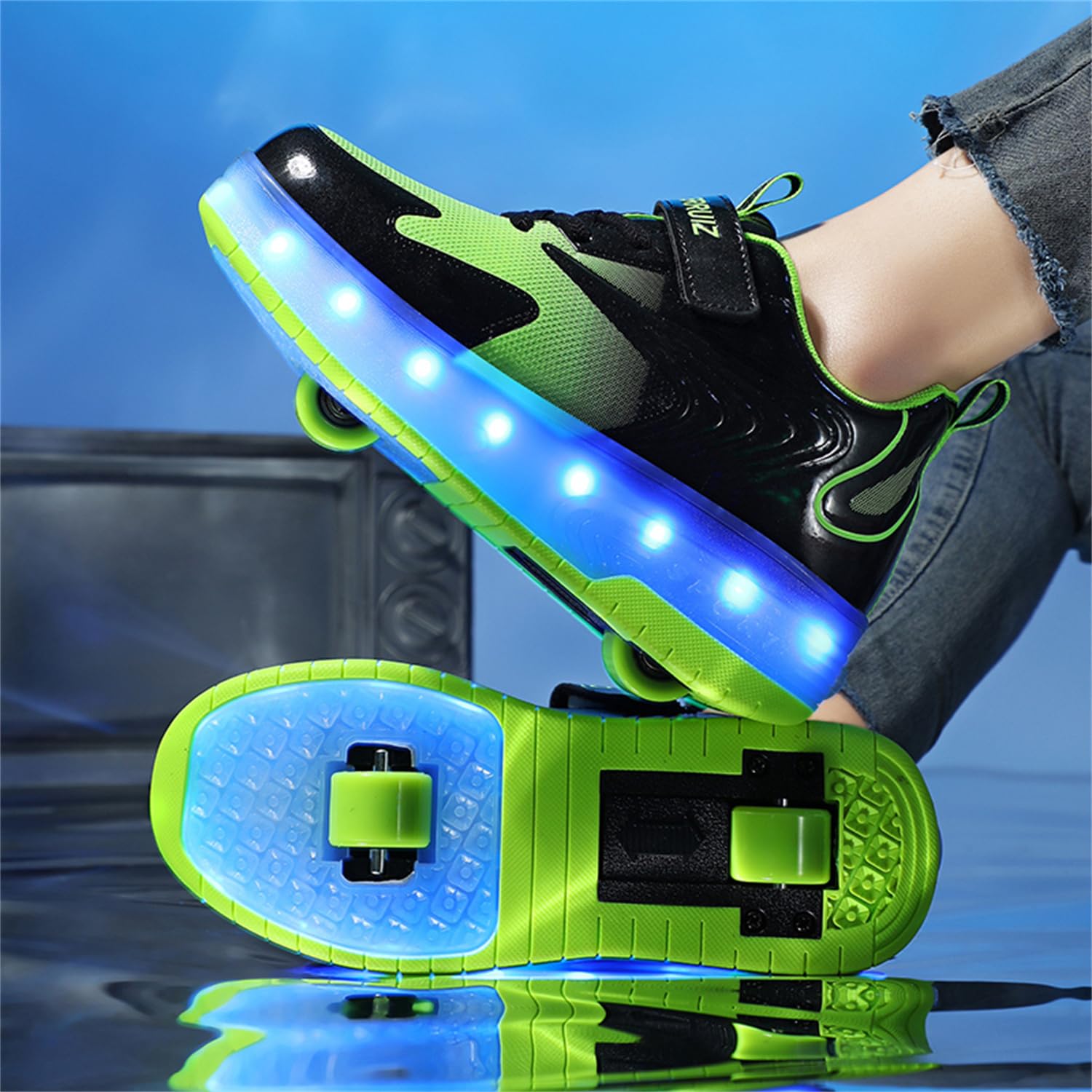 LED Lumières USB Rechargeable Lumières Clignotant Couleur Changeant Chaussures de Multisports Outdoor Double roulettes Sports Gymnastique Sneakers avec Rouleau Fille Garçon