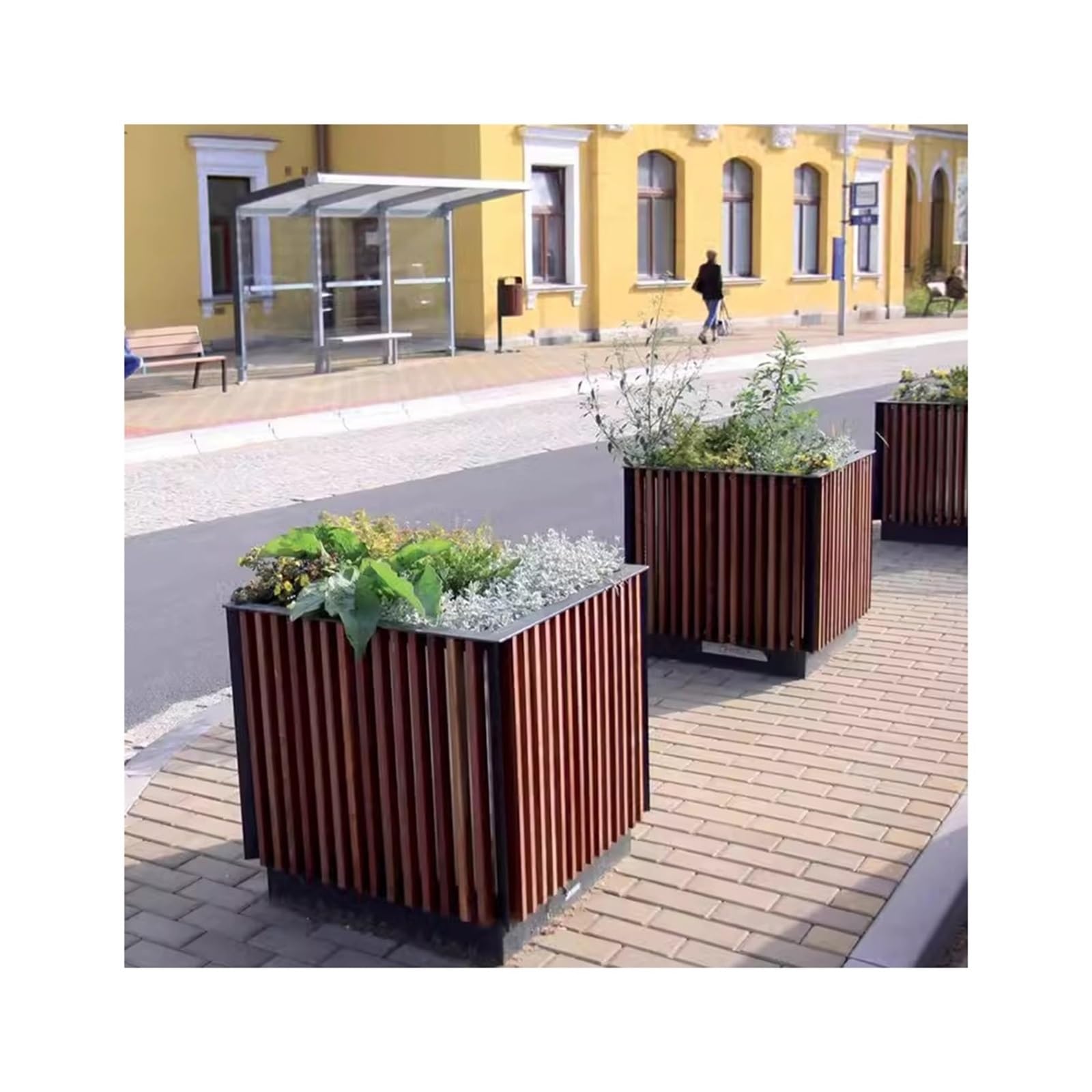 Uliczny plantator Mobilna skrzynka na kwiaty. Pudełko do sadzenia zewnątrz. Kwiat ogrodzeniowy