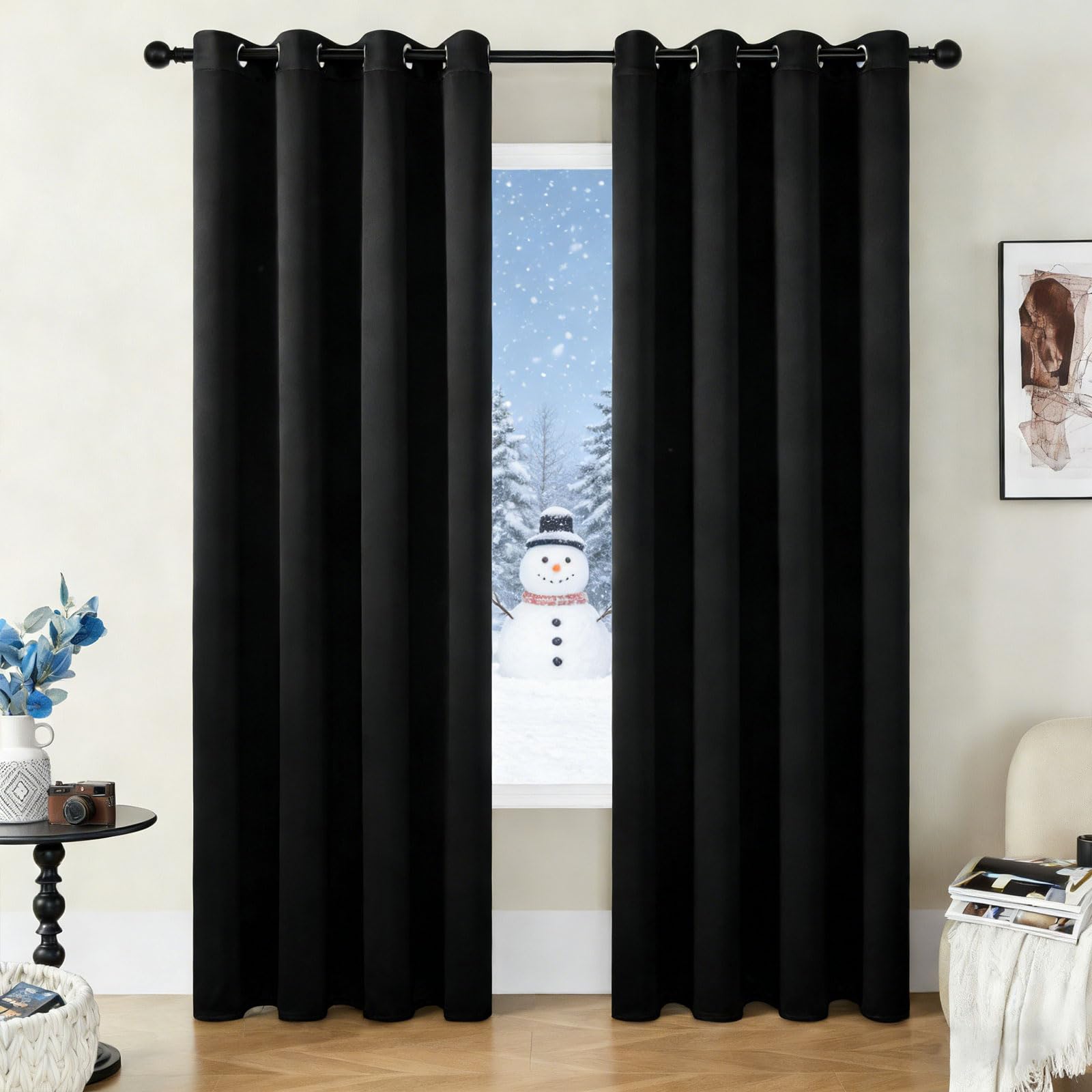 Rideau occultant anti-froid pour isoler une chambre lumineuse du froid