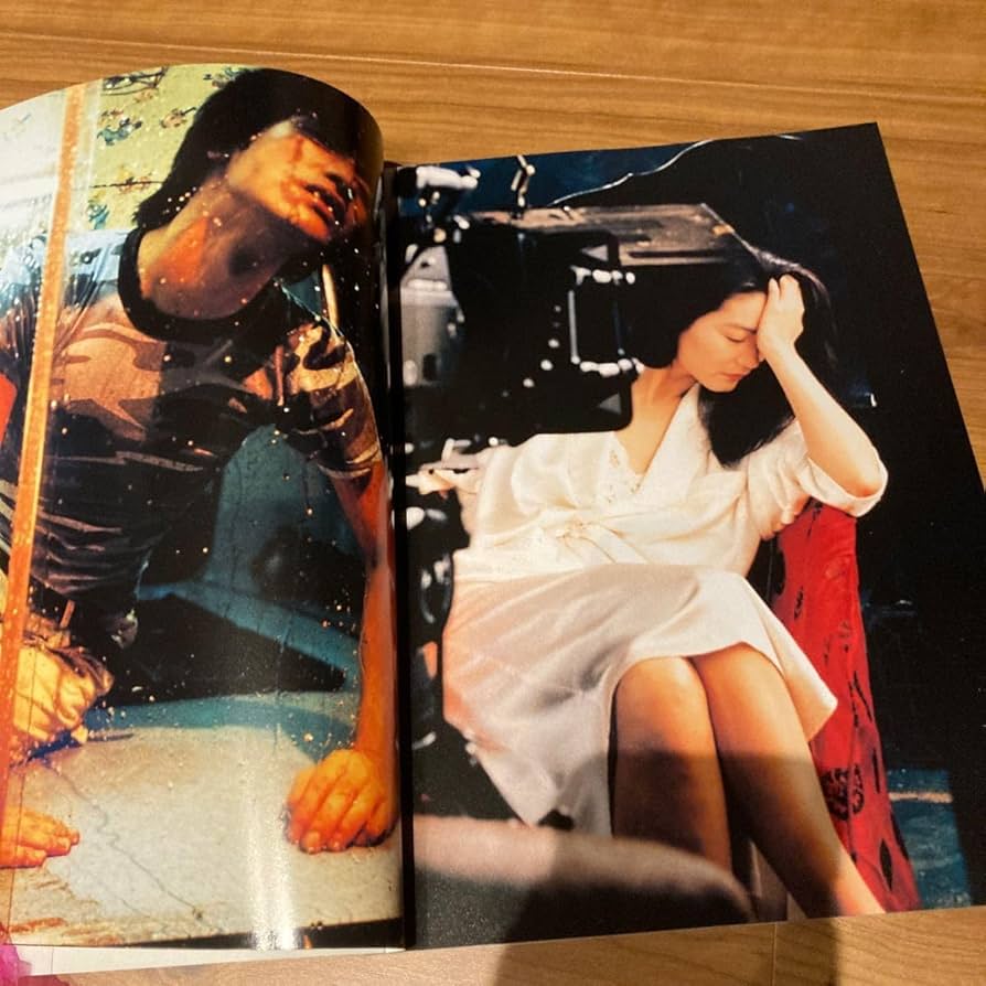 クリストファー・ドイル写真集【There is a in crack 〜】 Amazon.co.jp: クリストファードイル写真集There is a crack in