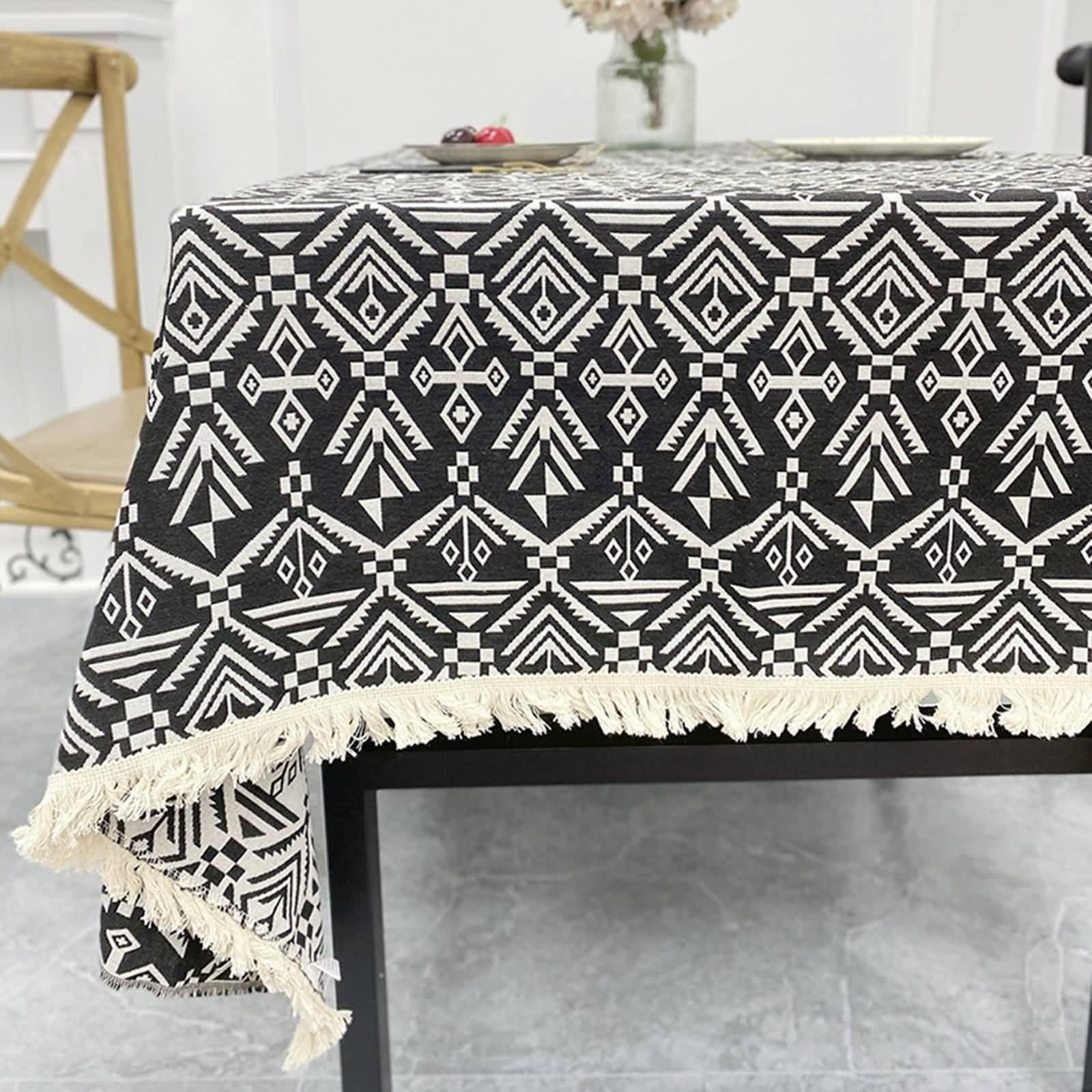 Nappe anti-taches 140x300 cm KnSam géométrique pour déco moderne de table