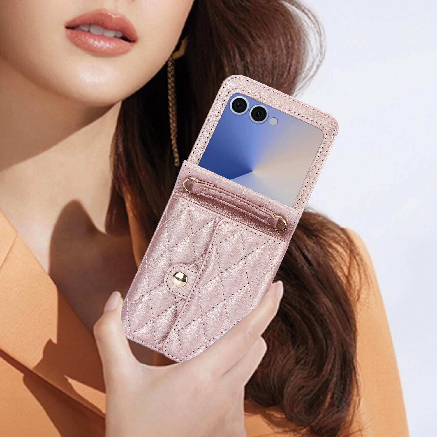 Etui na telefon Samsung Galaxy Z Flip 7, akordeon, 4 przegródki na karty, blokada RFID i regulowany pasek – stylowe i wszechstronne akcesorium (różowe złoto)