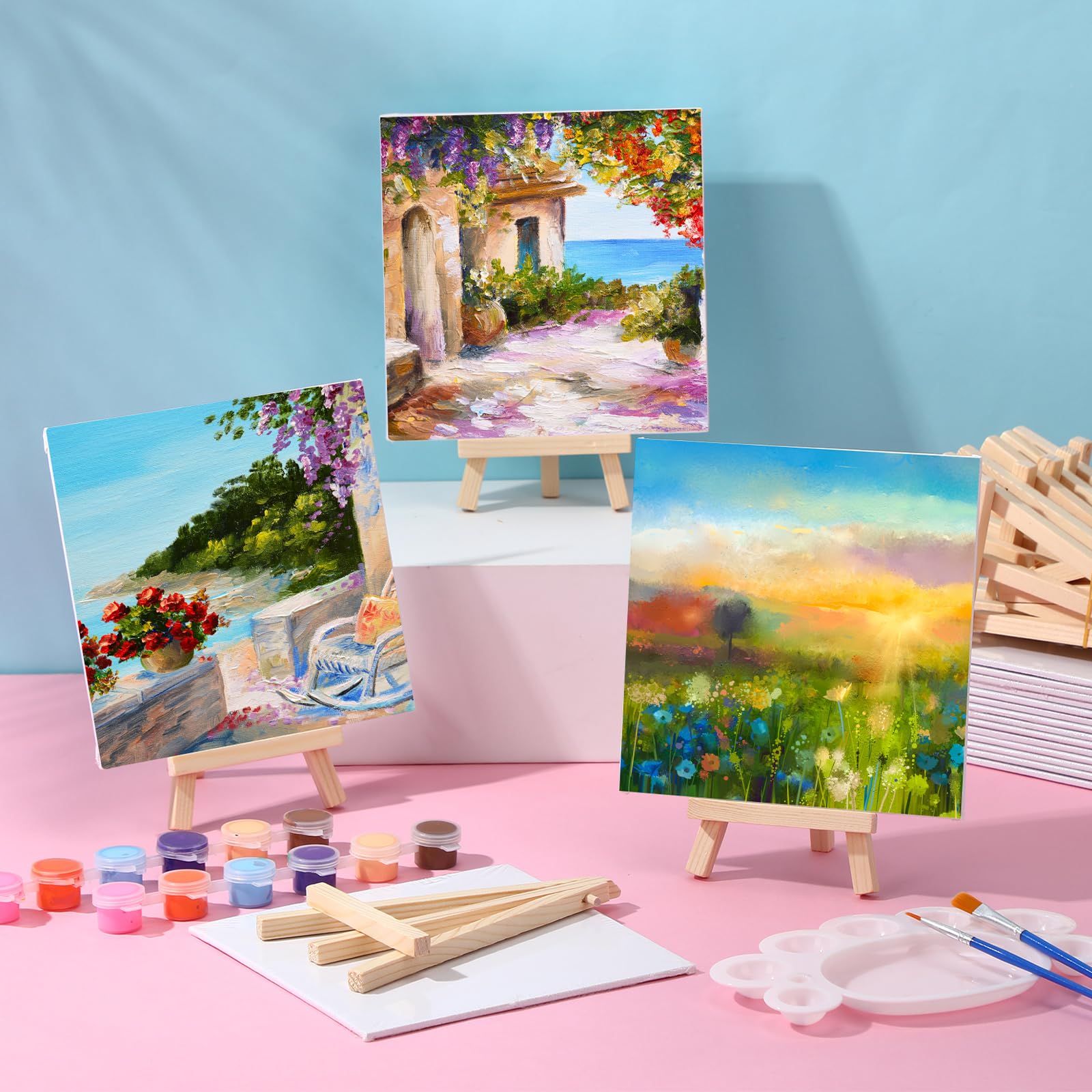 MotiMind Juego de 36 mini lienzos y caballete para pintar, paneles de lona de 6 x 6 pulgadas con caballetes de madera de 6 pulgadas para pintura acrílica al óleo, Navidad, cumpleaños, día de San