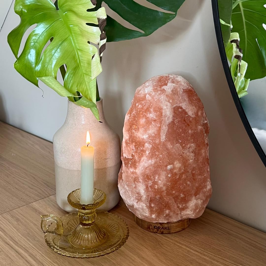 Dimmbare Salzlampe Aura - 100% echtes Himalaya Salz aus Salt Range Pakistan - Salzkristall-Lampe - Salzstein - Tischlamp inkl. 1x 15W Glühbirnen und Geschenkbox (8-10 KG)