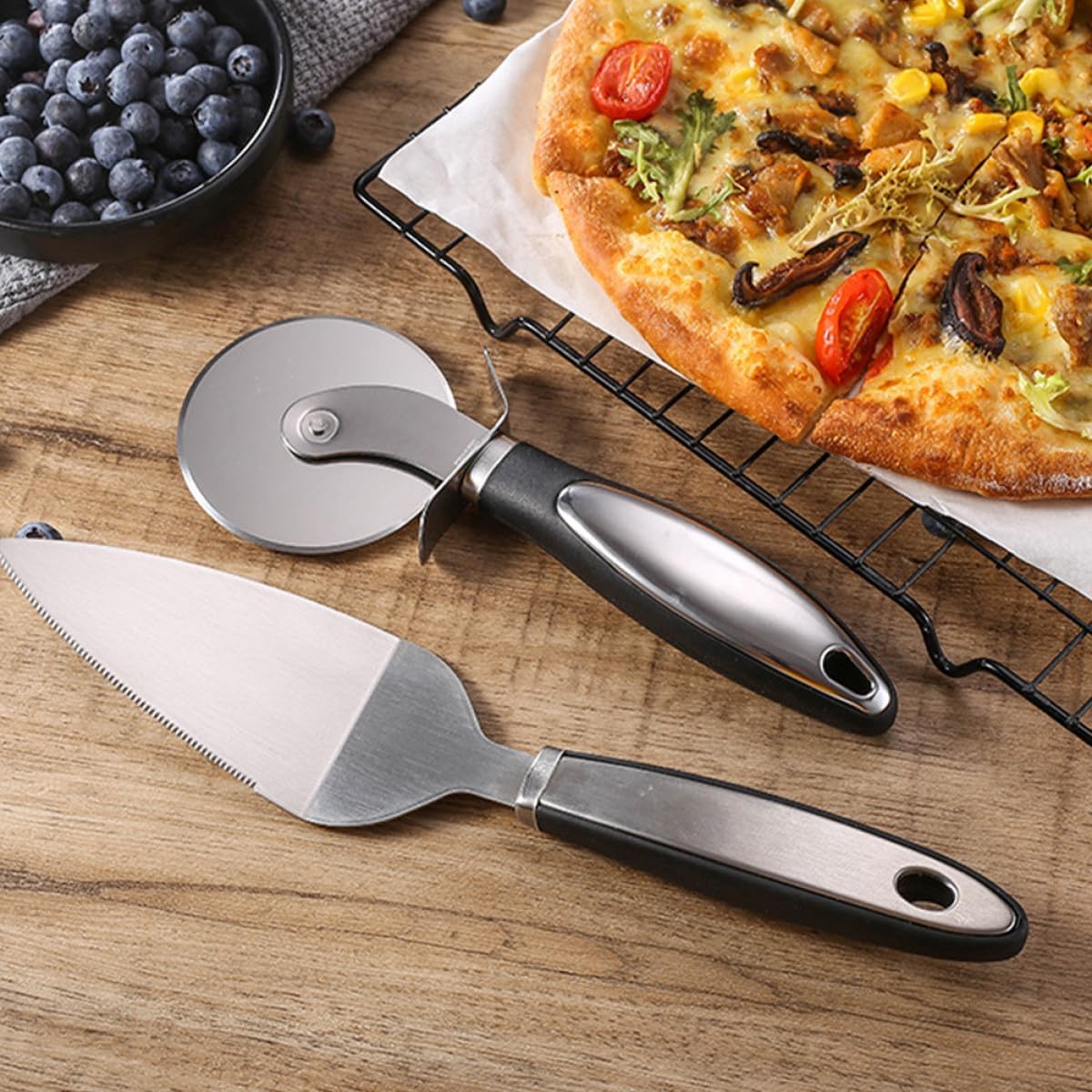 Multifunctional Pizza Wheel Cutter and Shovel 2pcs Stainless Steel Set