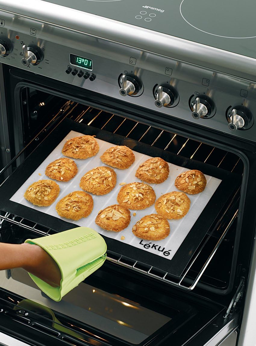 Lekue 12 by 16-Inch Silicone Baking Mat, Clear