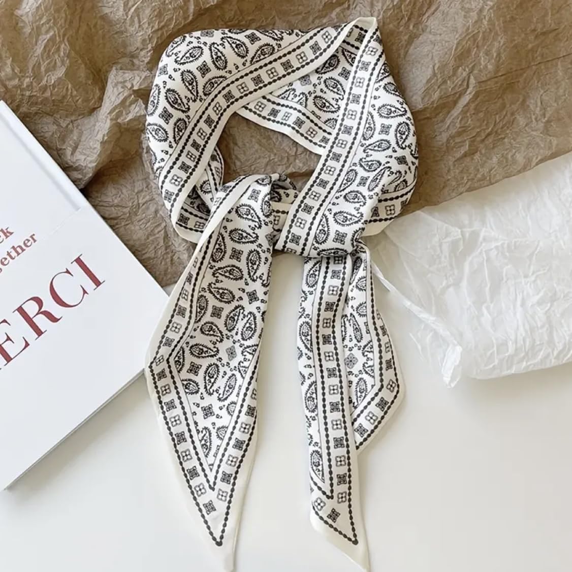 4 szt. szalik damski, bandana do włosów dla kobiet, satynowa chustka, chusta na głowę, wiązanie szyi lub głowy, stylowe akcesoria modowe, styl boho, prezenty dla kobiet (89 x 6 cm)