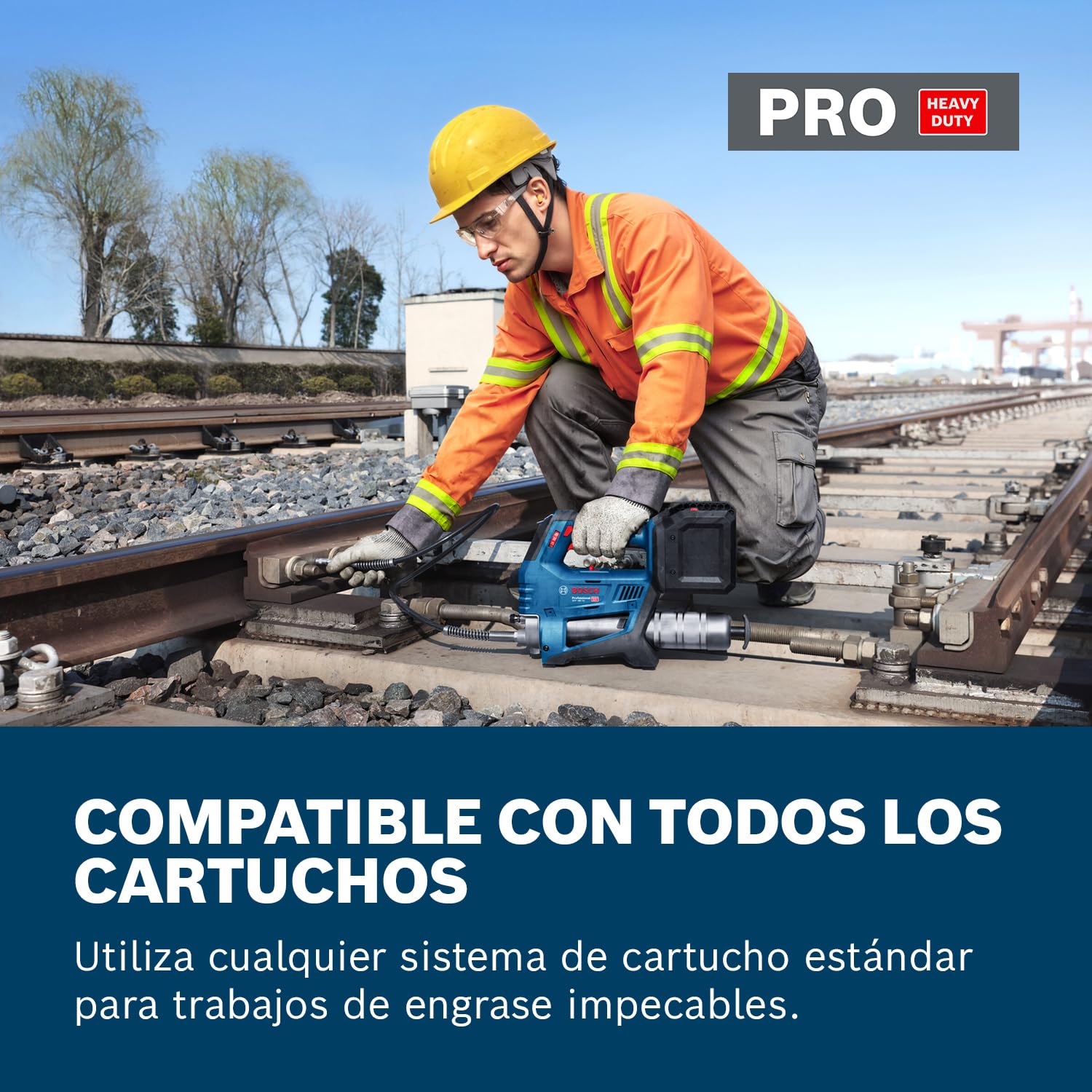 Pistola de engrasado a batería GFP 18V-10 con Bosch Professional 18V System (presión operativa máxima de 10 000 psi, caudal máximo de hasta 320 g/min., incl. acoplador de 90°, correa para el hombro)