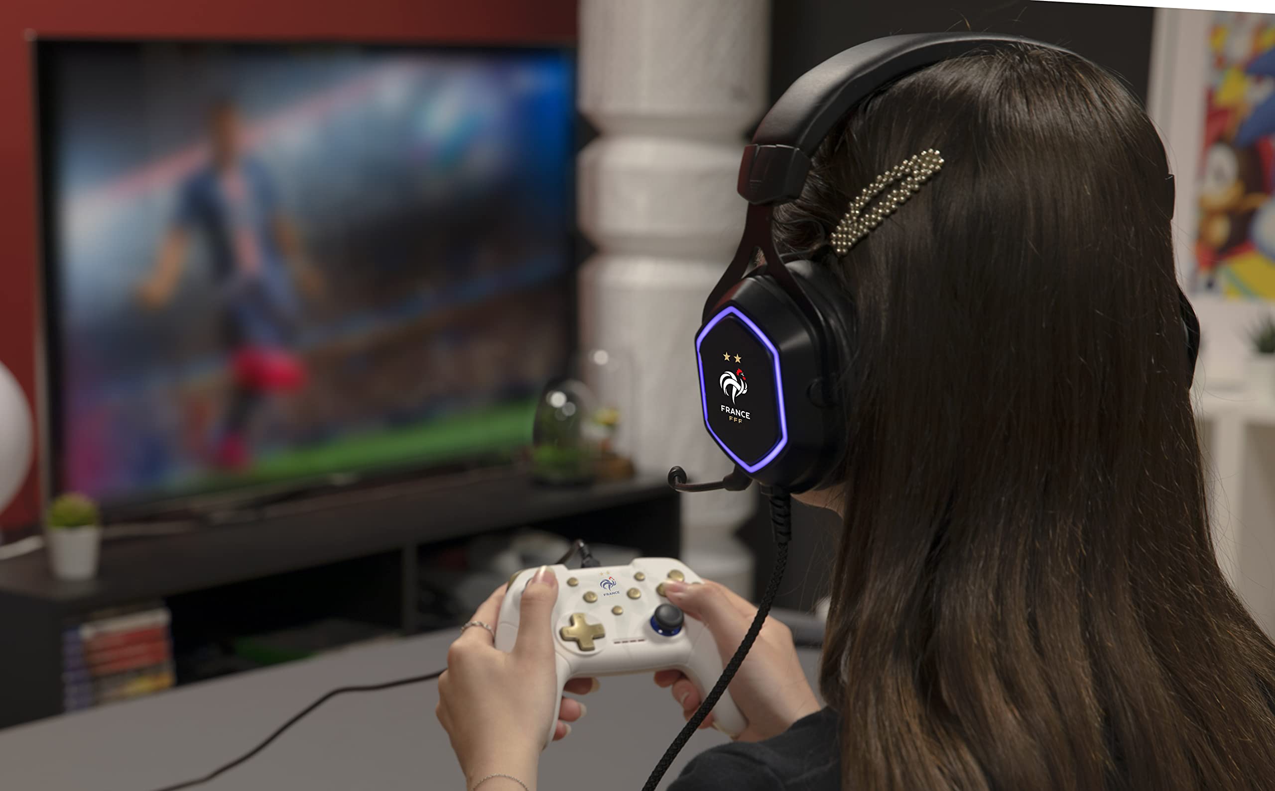 Konix Cuffie Gaming con cavo FFF Hexagon 7.1 per Console, PC, Smartphone e Tablet - Microfono flessibile - Altoparlanti da 50 mm