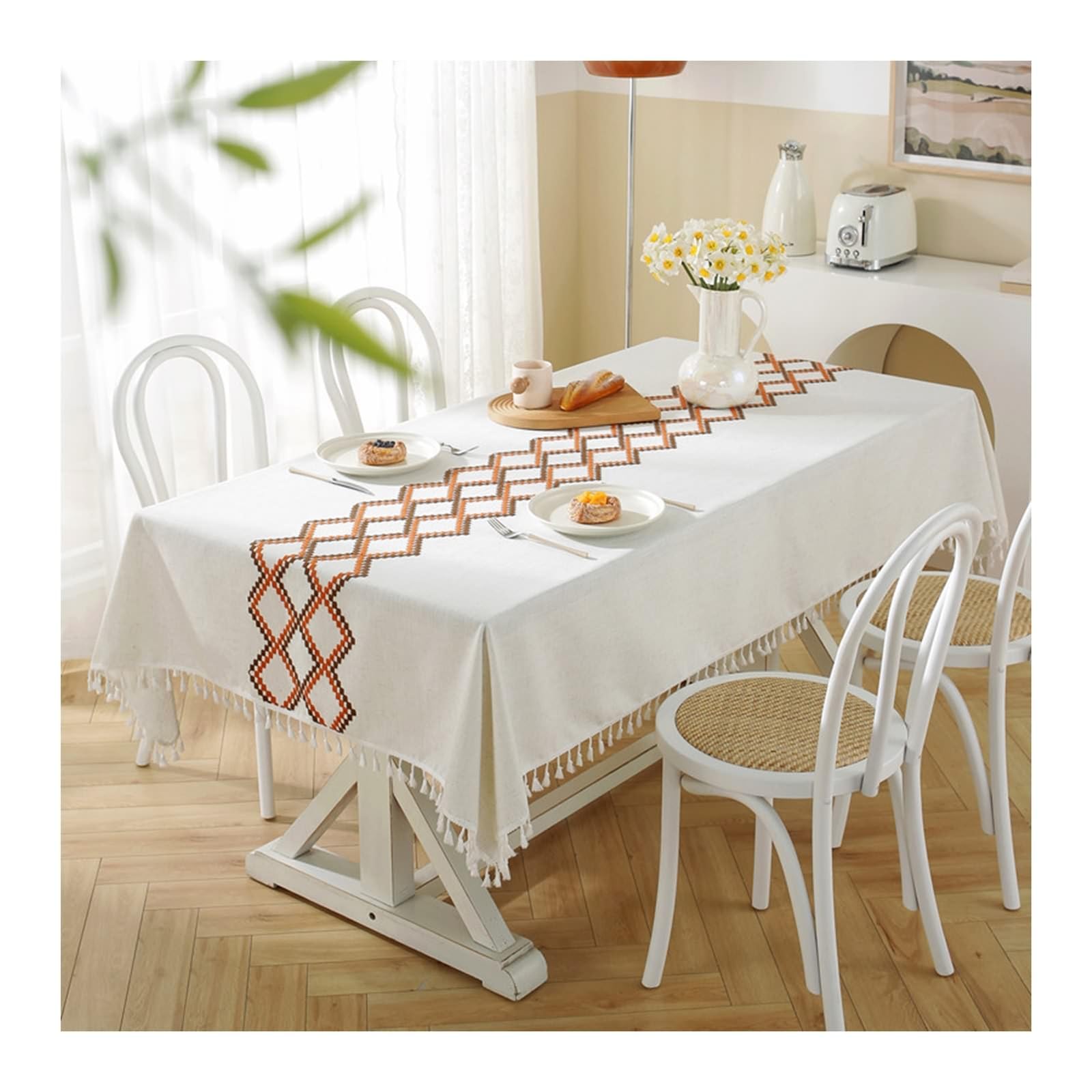 Tischtuch Rechteckig 140x180 cm, Polyester Leinen Tischdecke Abwaschbar Stickerei Raute mit Quasten Tischwäsche für Wohnzimmer, Esszimmer, Balkon, Garten, Beige Orange